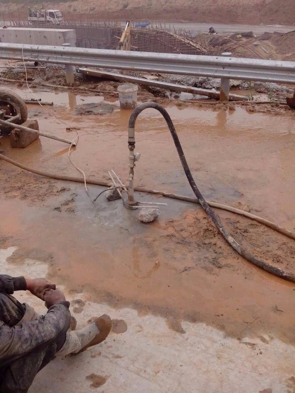 西丰路基压密注浆